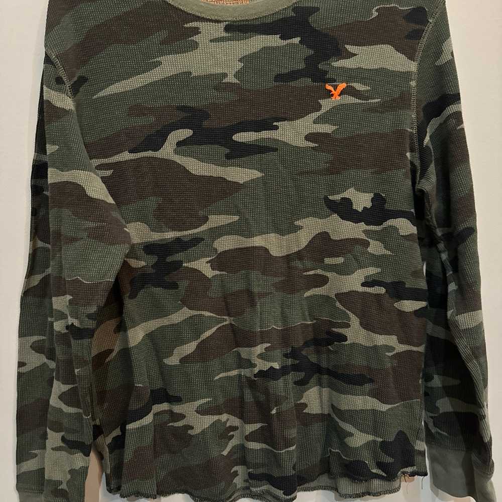 American Eagle Men's Green camouflage thermal shi… - image 4