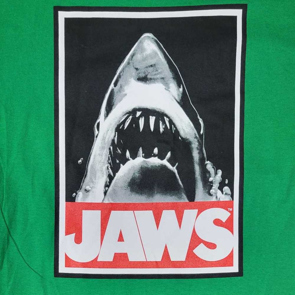Hybrid Tees Jaws Movie Tshirt Size XL New - image 2
