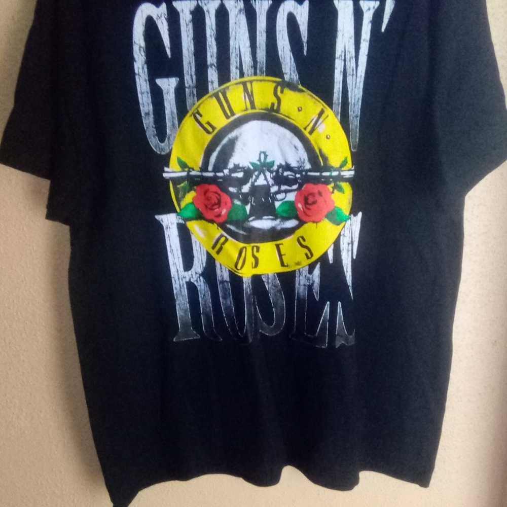 Rock and Roll Band T-Shirt Guns And Roses XL New - image 1