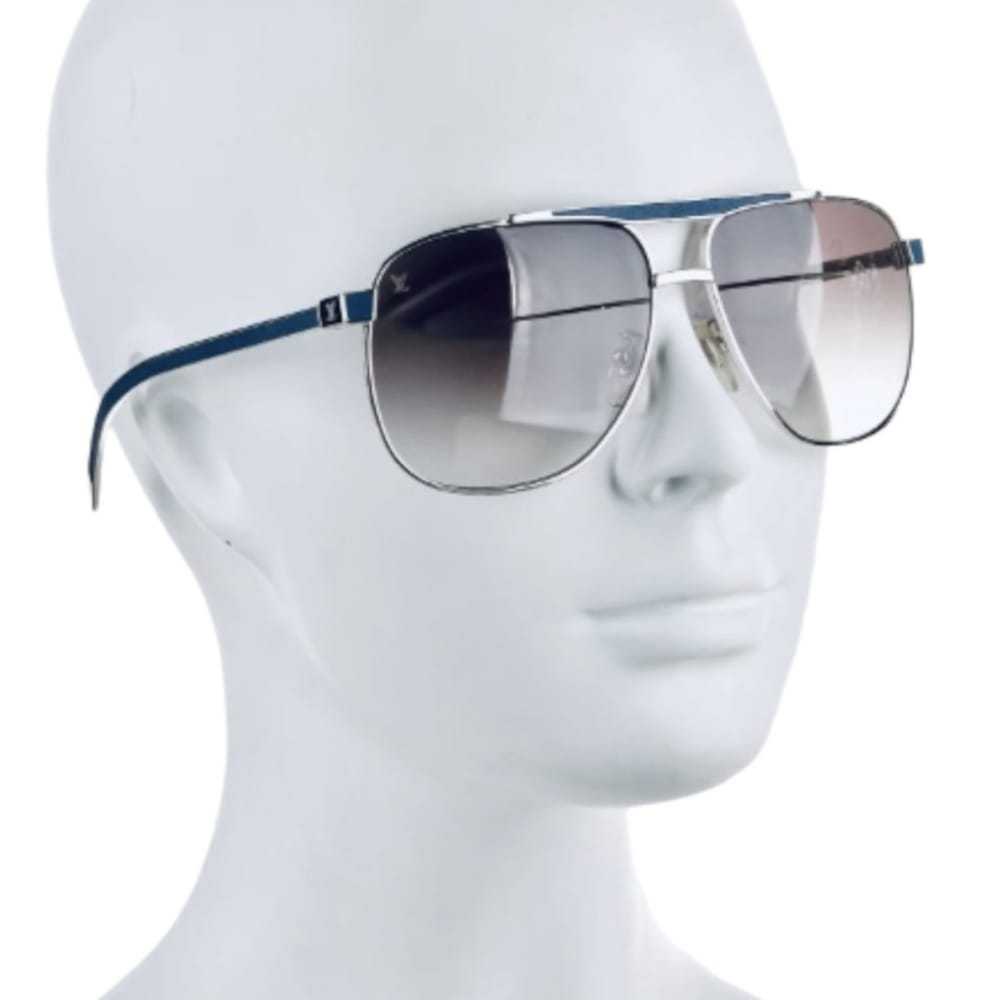 Louis Vuitton Aviator sunglasses - image 5