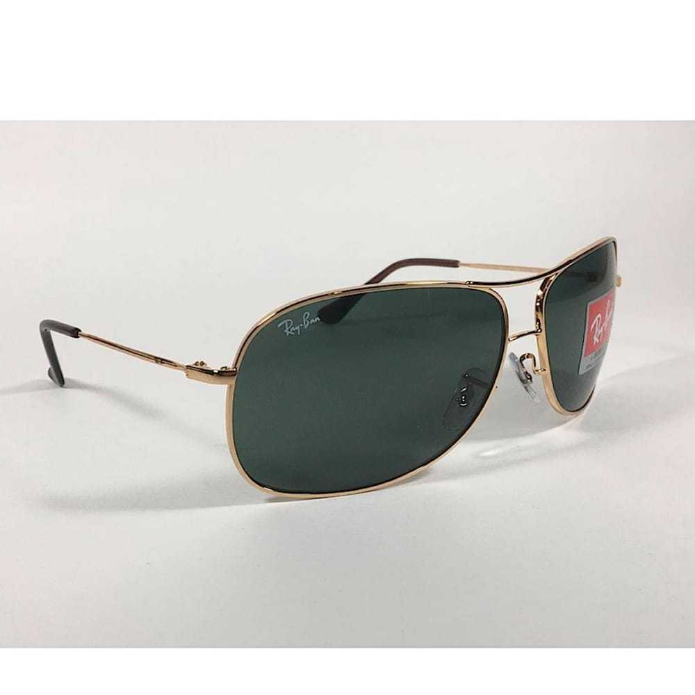 Ray-Ban Aviator sunglasses - image 2