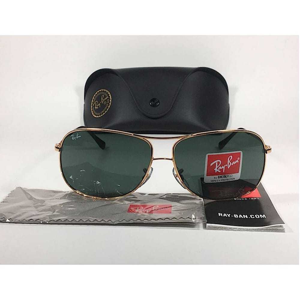 Ray-Ban Aviator sunglasses - image 4