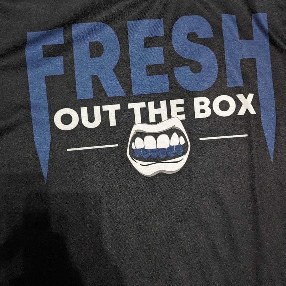 Fresh out the box tee - image 2