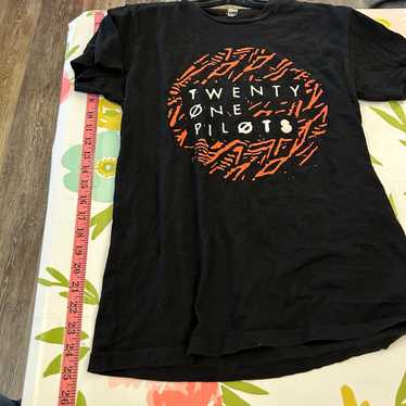 Twenty one pilots, red and black and white graphi… - image 1