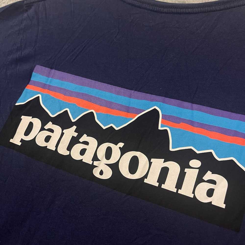 Patagonia Classic P-6 Logo T-shirt Men’s Small Na… - image 8