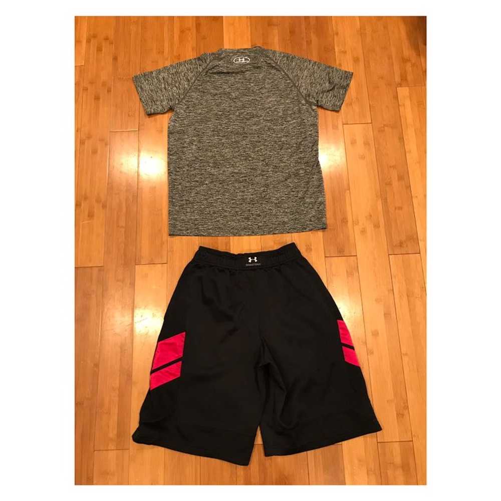 Under Armour t shirt and shorts - image 2