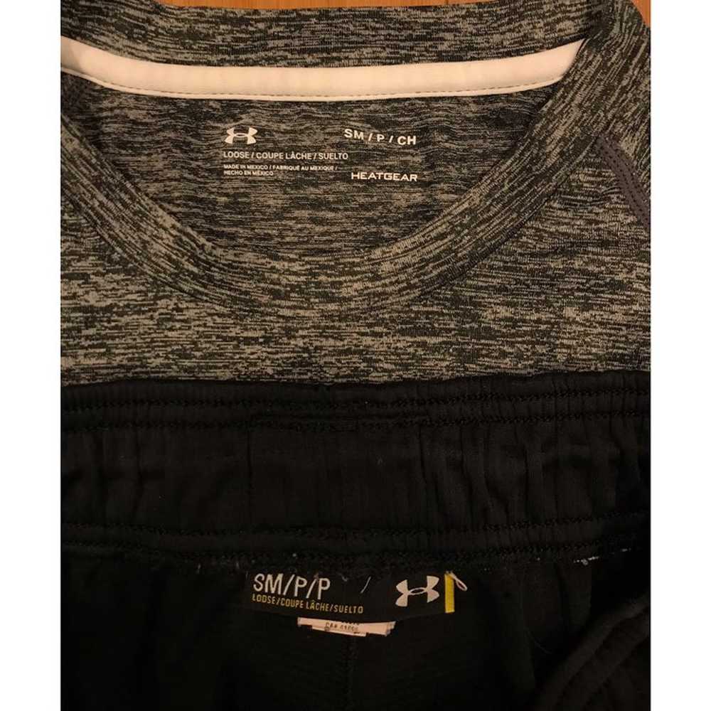 Under Armour t shirt and shorts - image 3