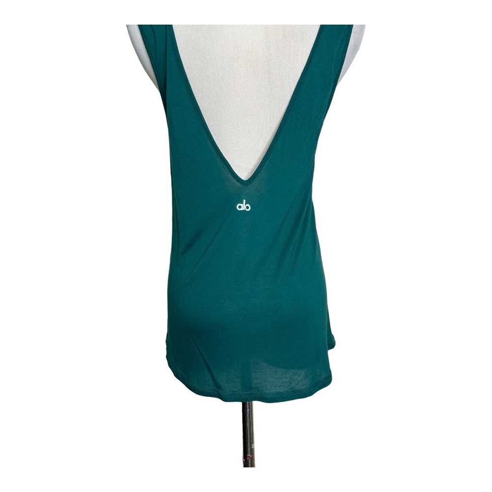 Alo Yoga Alo green sleeveless deep V back tank to… - image 5