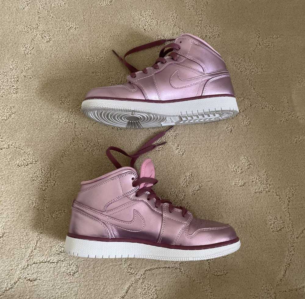 Jordan Brand × Nike Air Jordan 1 ‘Pink Rose’ - image 2