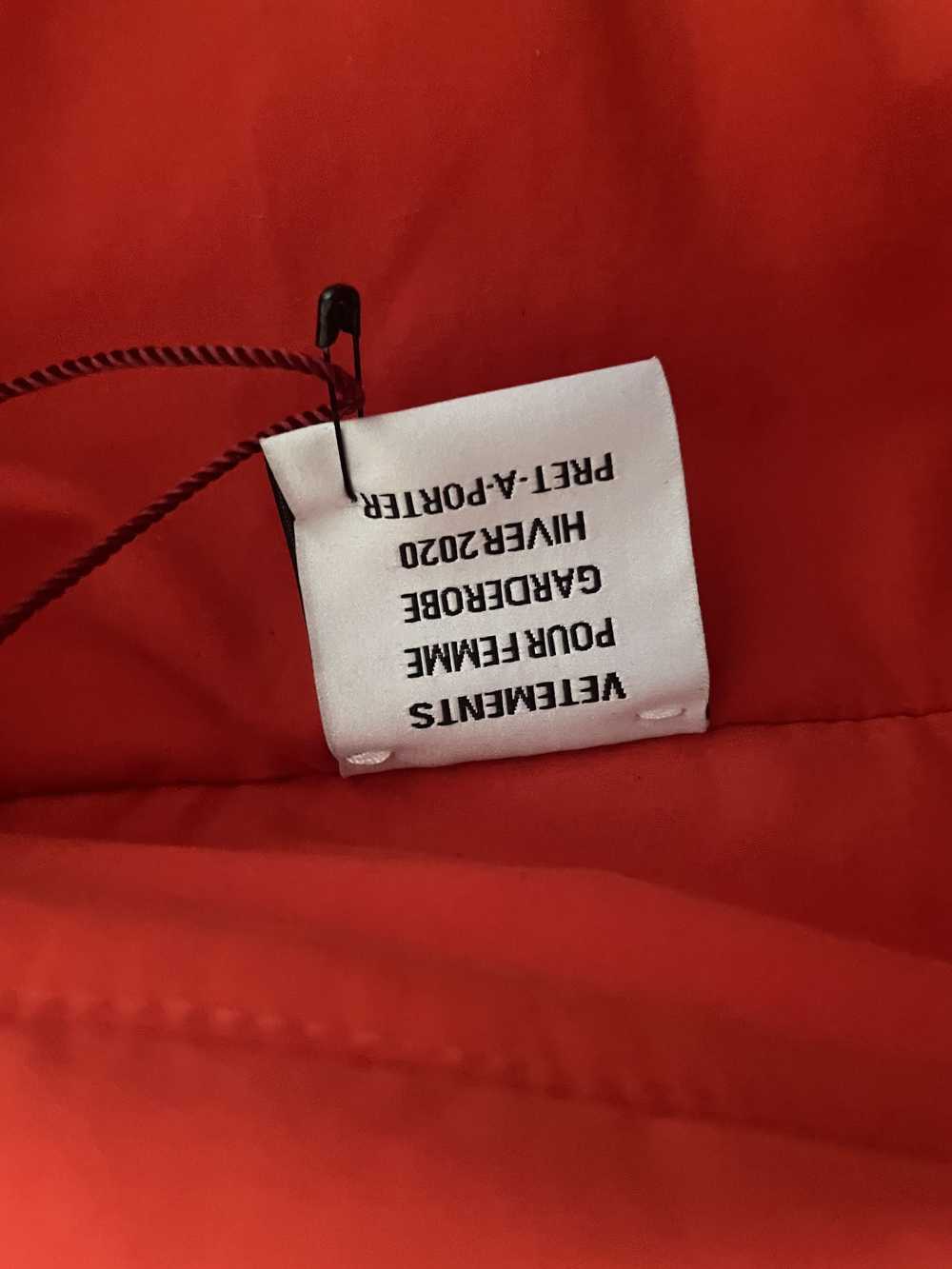 Vetements AW 2019 Upside Down Puffer Jacket - image 3