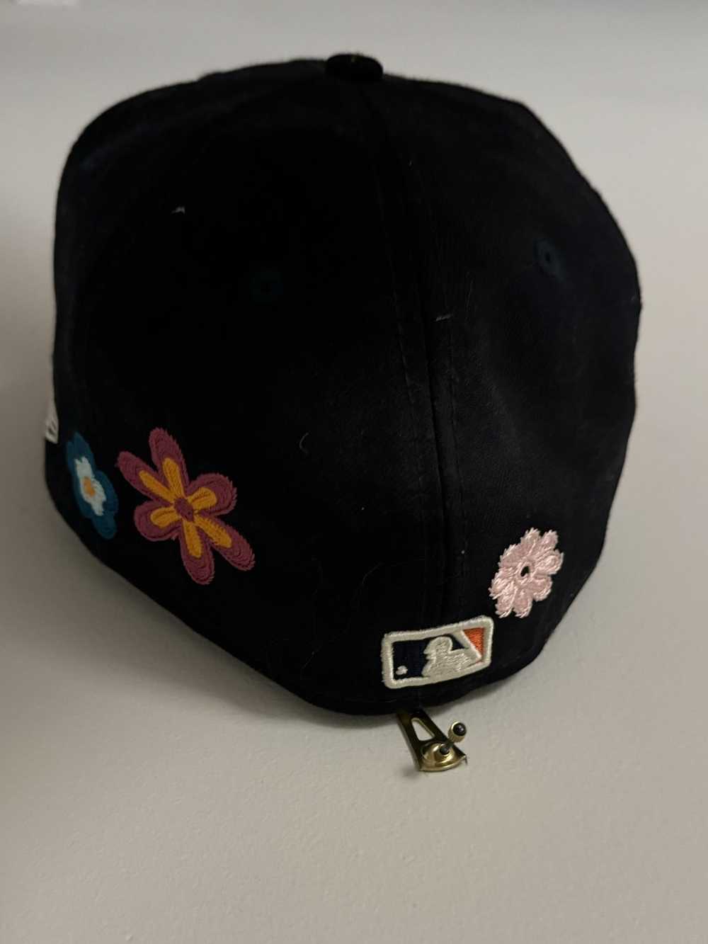 New Era Detroit Tigers Fitted With Embroidered Fl… - image 2