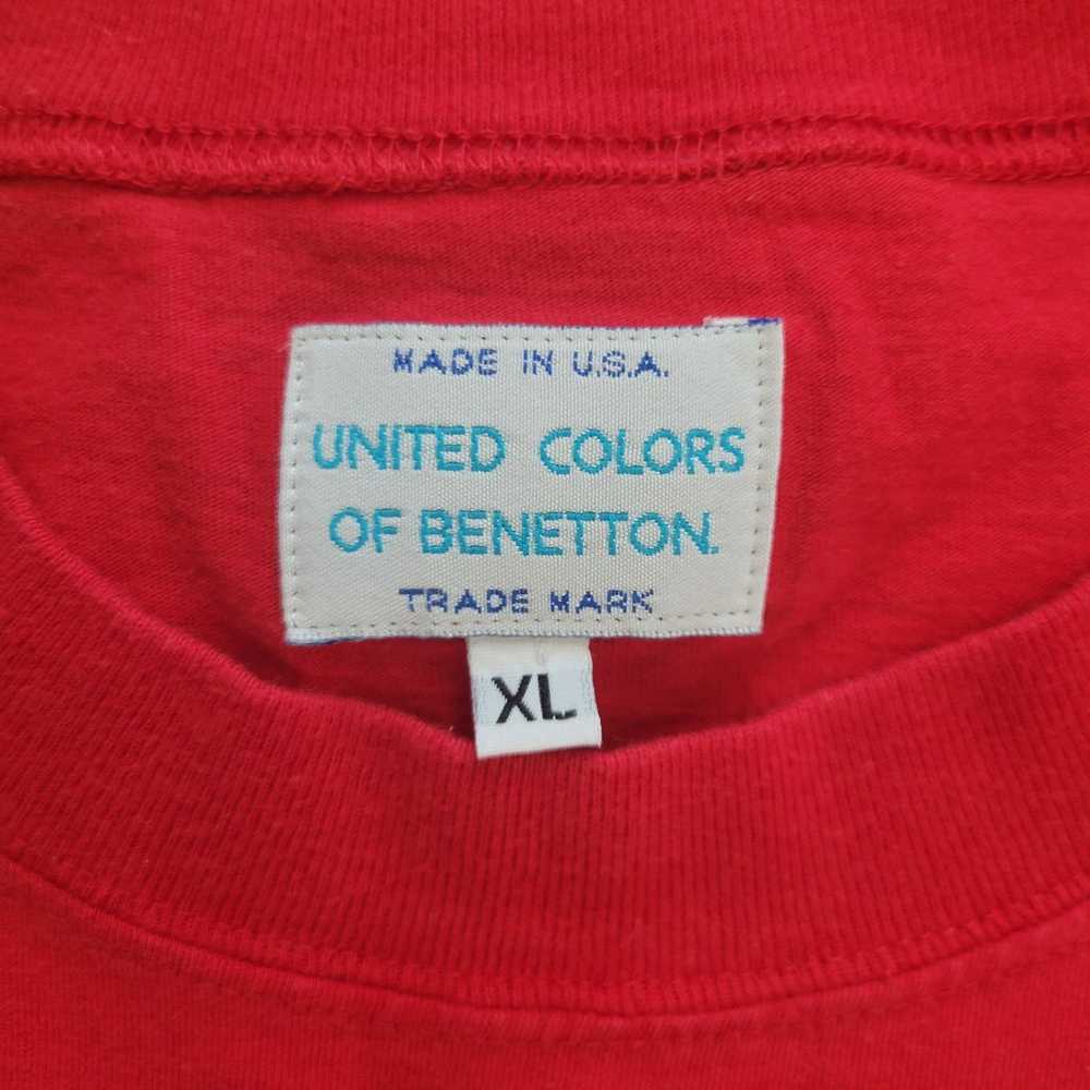 Vintage United Colors of Benetton Embroidered T S… - image 3