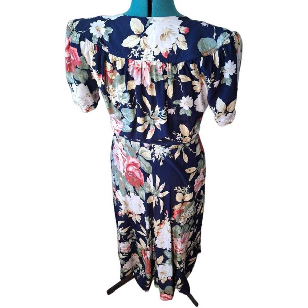 Vintage 80s does 40s Navy Floral Rayon Dress Wome… - image 2