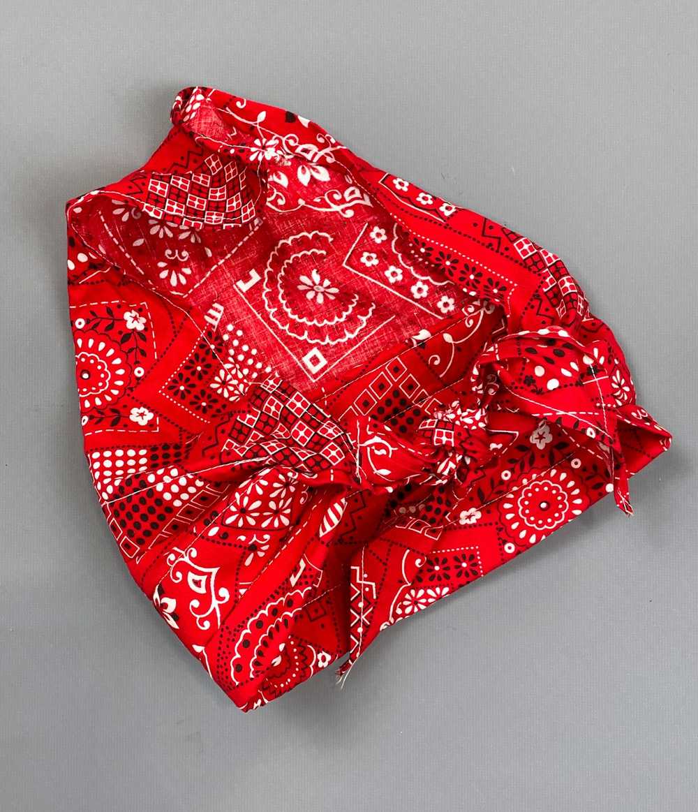 RED PAISLEY PRINT QUILTED & PADDED BANDANA TIE HAT - image 3