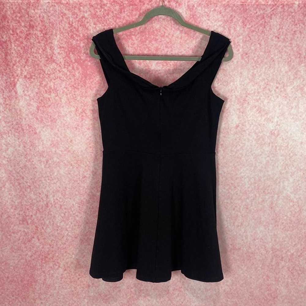 lulu's black sleeveless off-shoulder formal dress - image 3