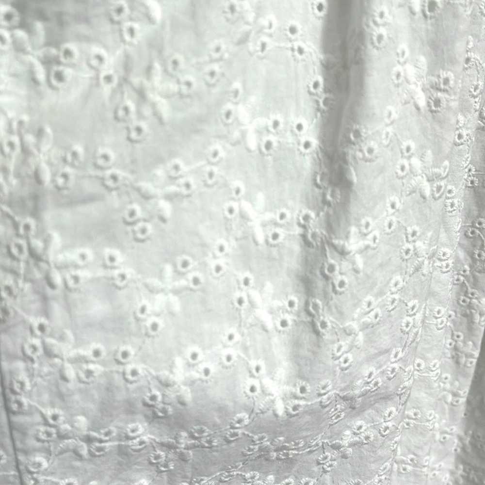 White embroidered eyelet floral dress size 2 from… - image 4