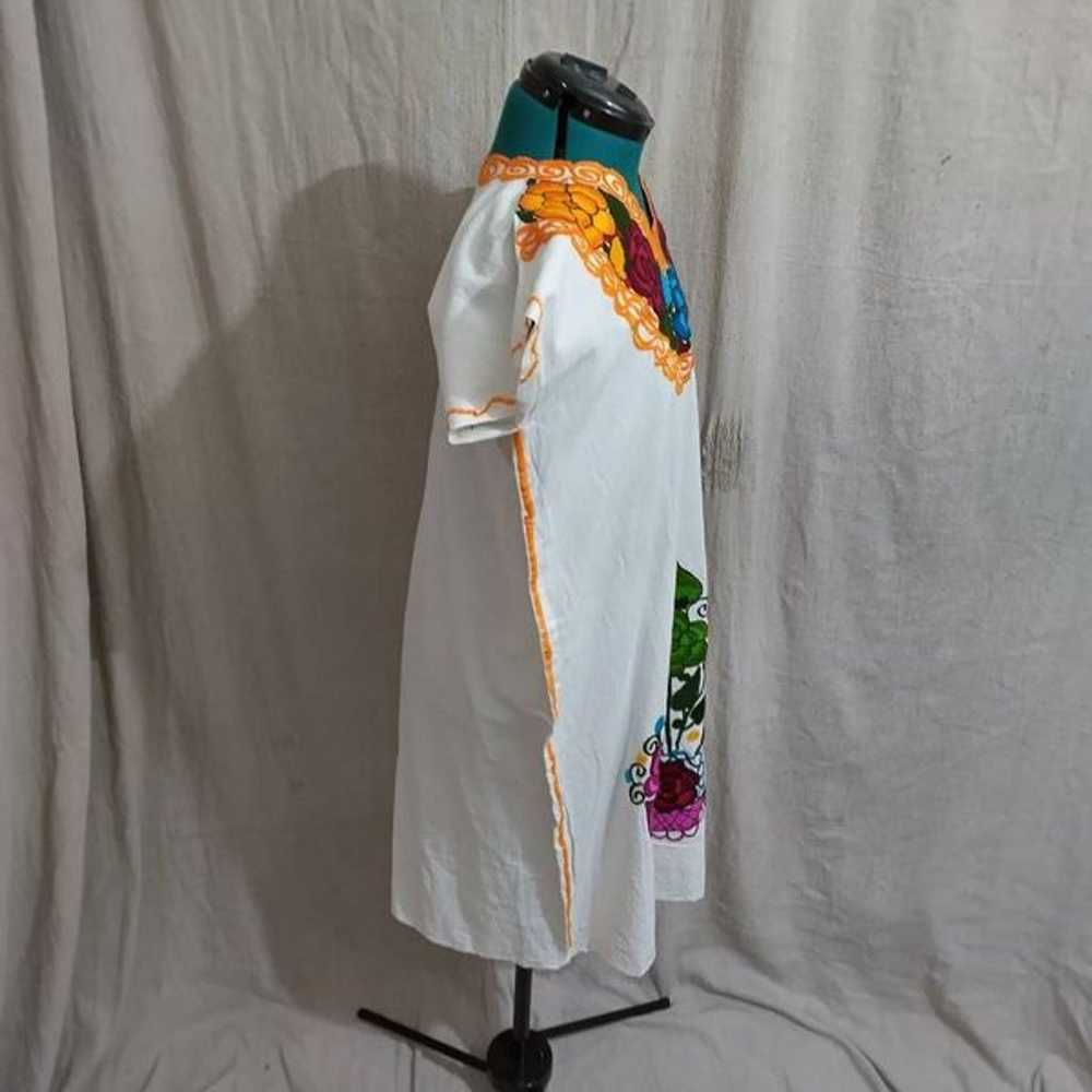 Floral embroidered Mexican linen caftan sz L/XL 1… - image 3