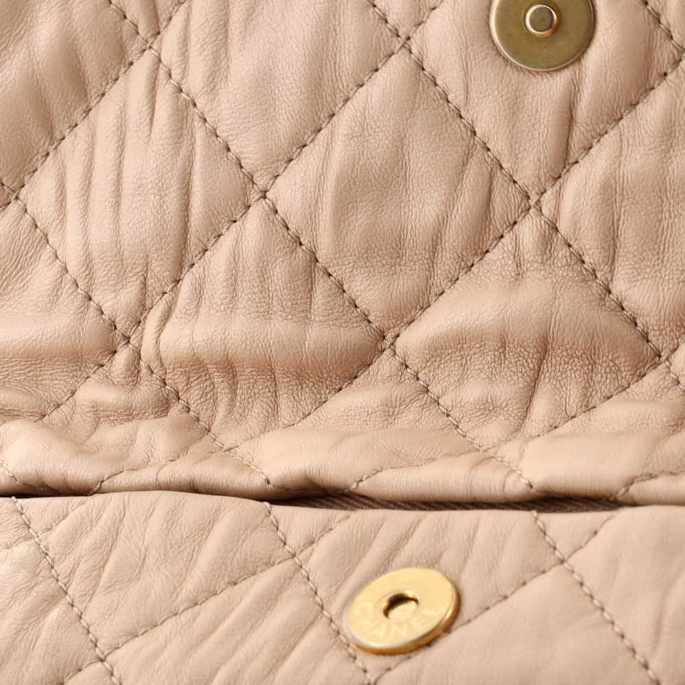 CHANEL CC Links Hobo Quilted Crumpled Lambskin Sm… - image 9