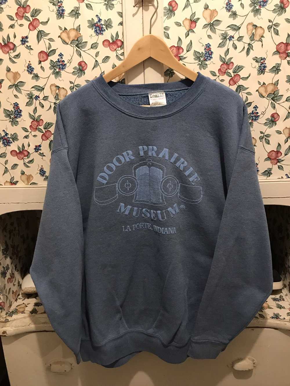 Vintage Vintage 90s Door Prairie Museum Crewneck - image 1