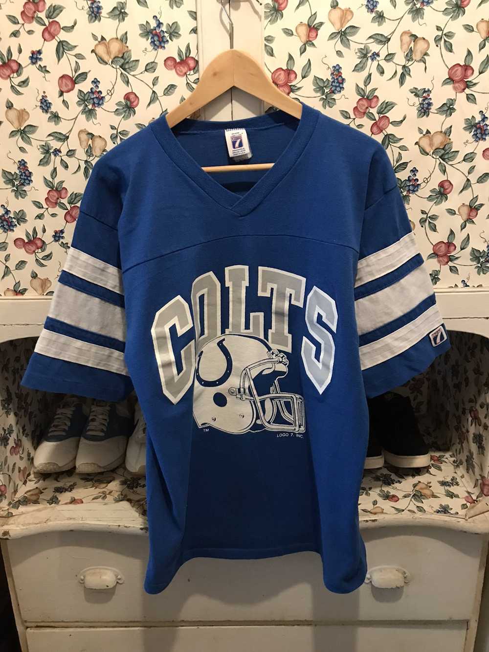 Logo 7 × Vintage Vintage 90s Indianapolis Colts T… - image 1