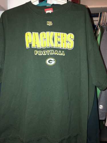 NFL Vintage Green Bay Packer T Shirt Size M - image 1