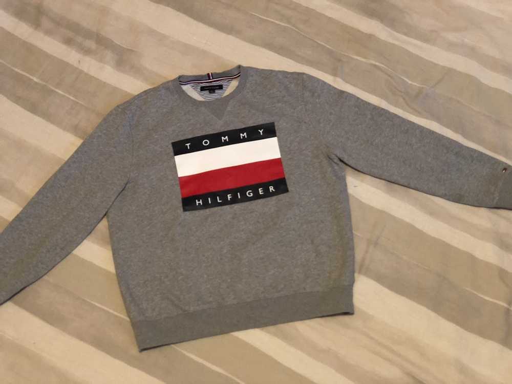 Tommy Hilfiger Tommy Hilfiger Crewneck - image 1