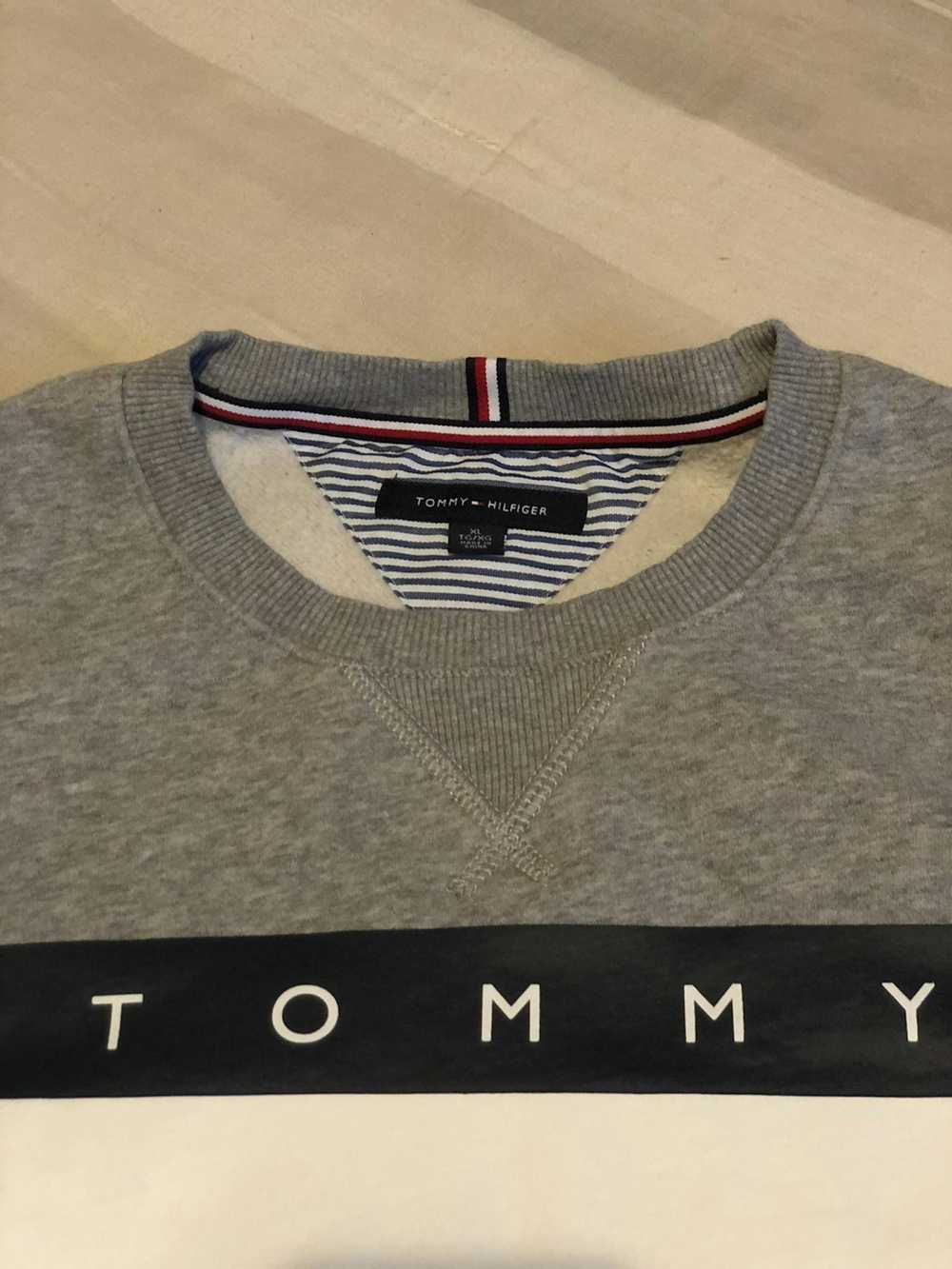 Tommy Hilfiger Tommy Hilfiger Crewneck - image 2