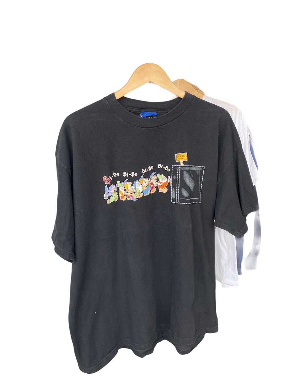 Disney × Vintage Vintage 7 Dwarfs T Shirt Gem 3277