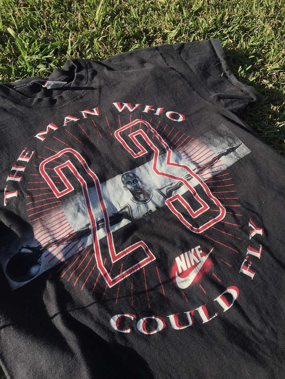 Vintage Vintage 90’s Micheal Jordan Nike Tee - image 2