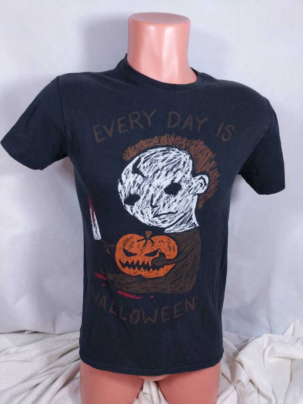 Movie Every Day Is Halloween T-Shirt Sz Small Bla… - image 1