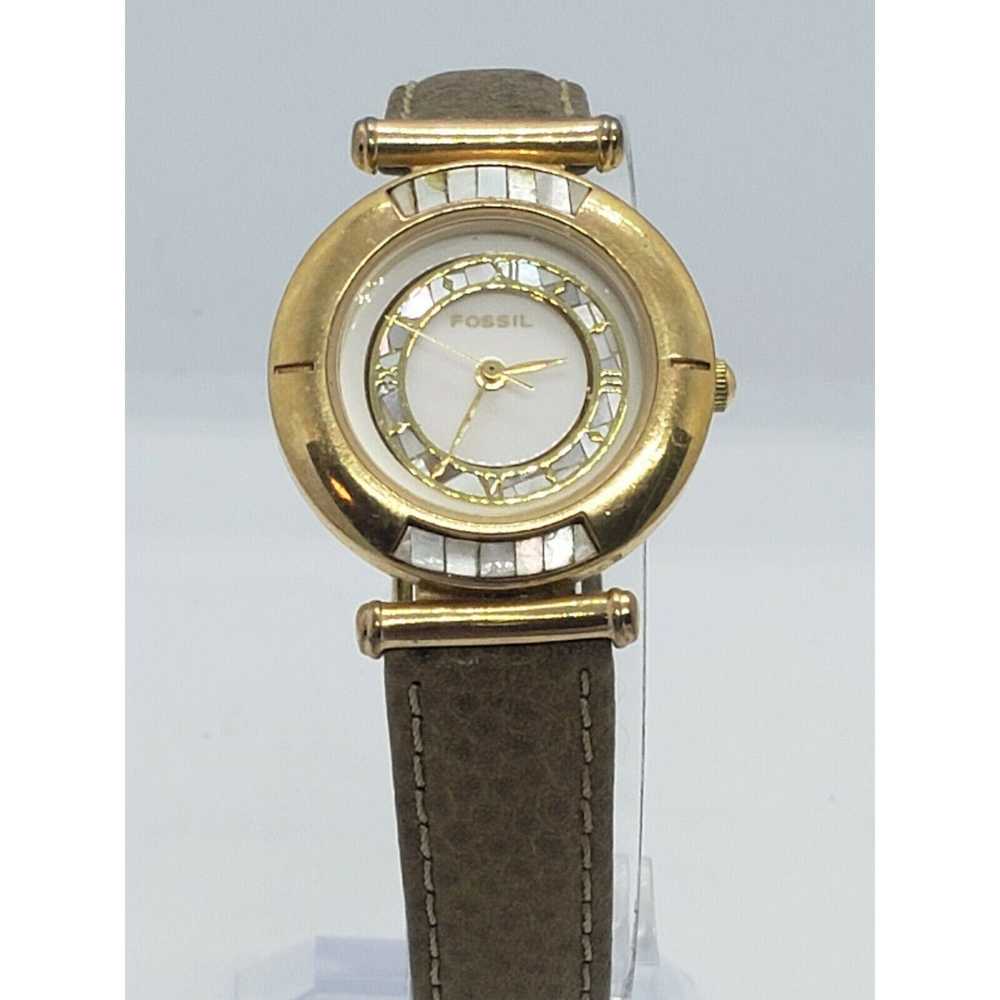 Fossil Fossil womens watch NEEDS A BATTERY - image 2