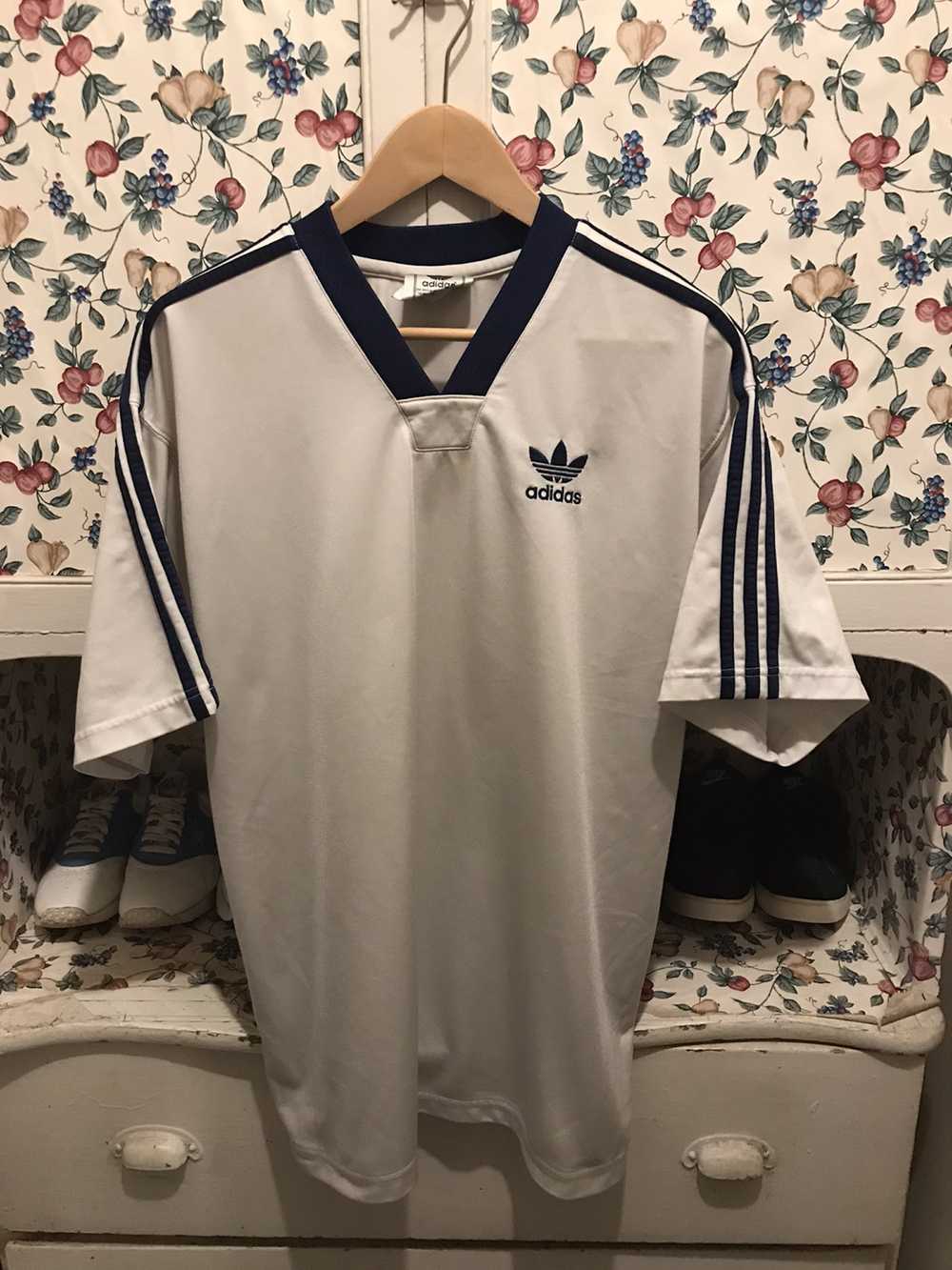 Adidas × Vintage Vintage 80s Adidas T-shirt - image 1