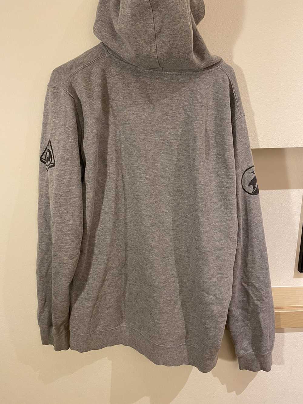 Halo × Undefeated Grey Undefeated Halo 5 Hoodie XL - image 2