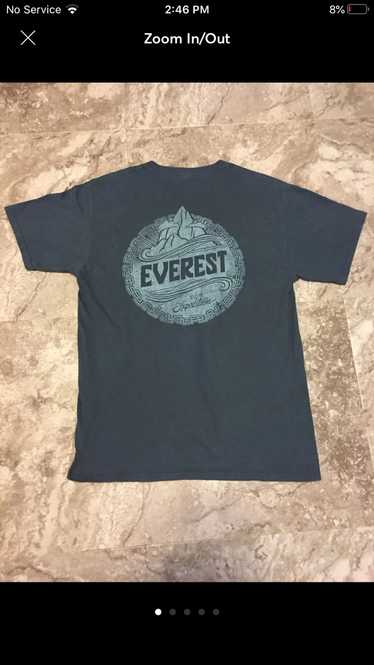 Streetwear × Vintage Vintage Y2K Mt. Everest Tee - image 1