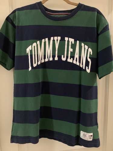 Tommy Hilfiger TOMMY JEANS Velvet Logo Women's Crop Top, Size