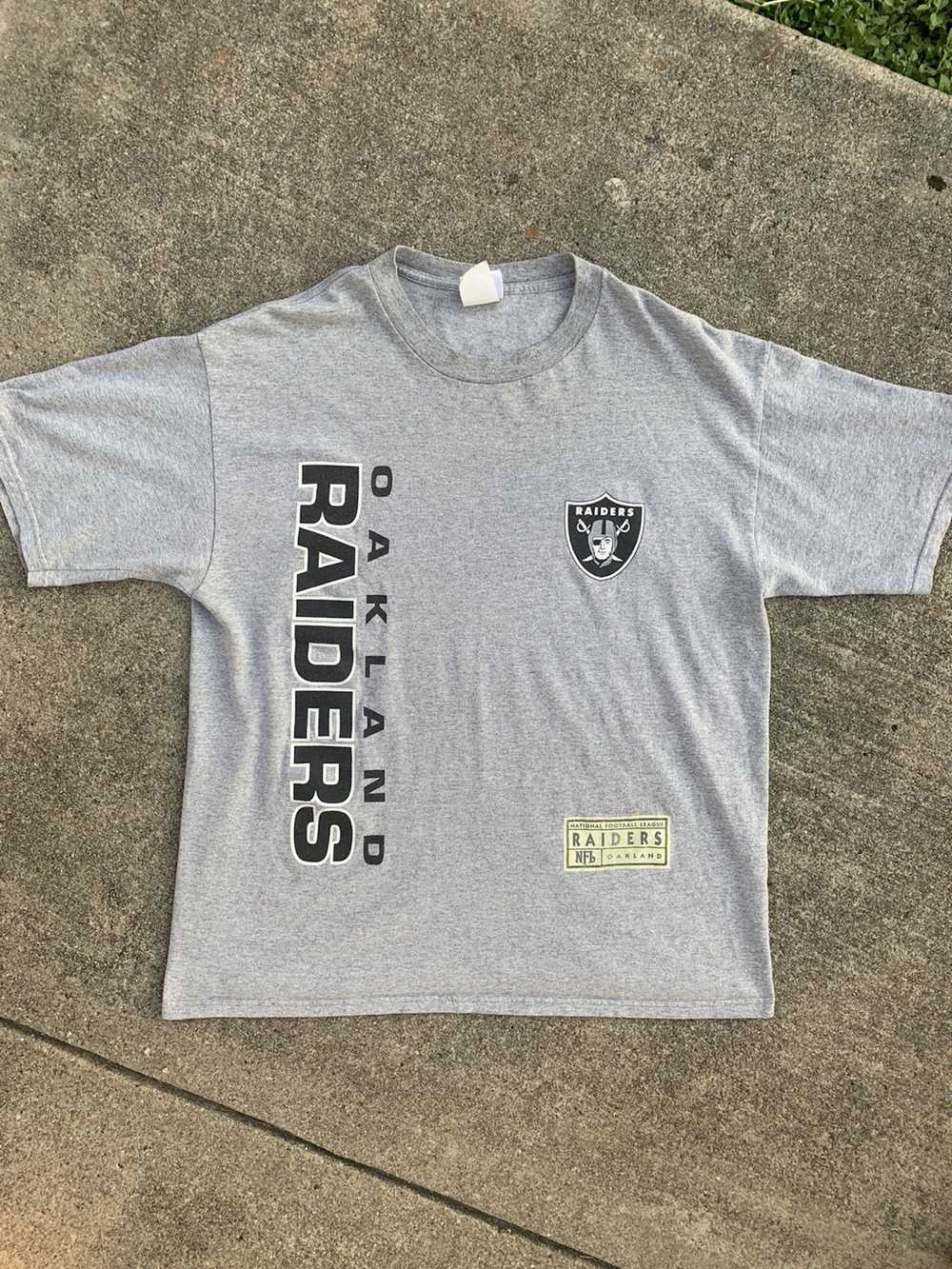 NFL × Oakland Raiders × Vintage Vintage Raiders T… - image 4