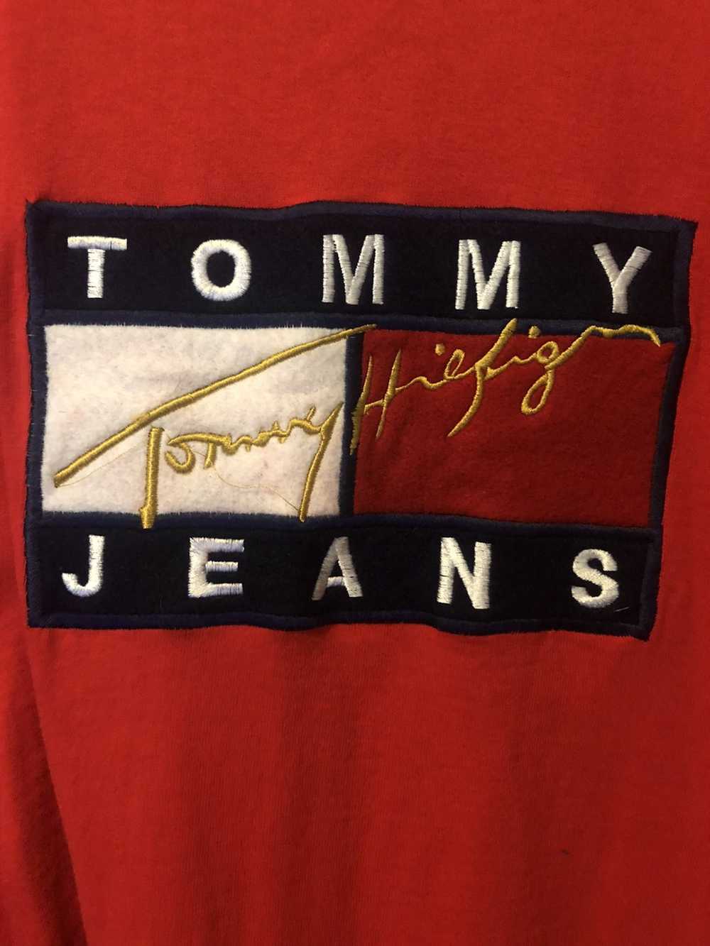 Tommy Jeans Tommy jeans embroidered logo tee - image 2