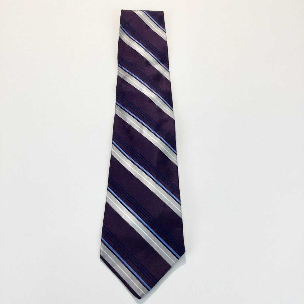 Roundtree & Yorke 100% Silk All neckties are 3 fo… - image 1