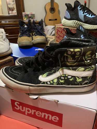 Supreme vans glow outlet in the dark price