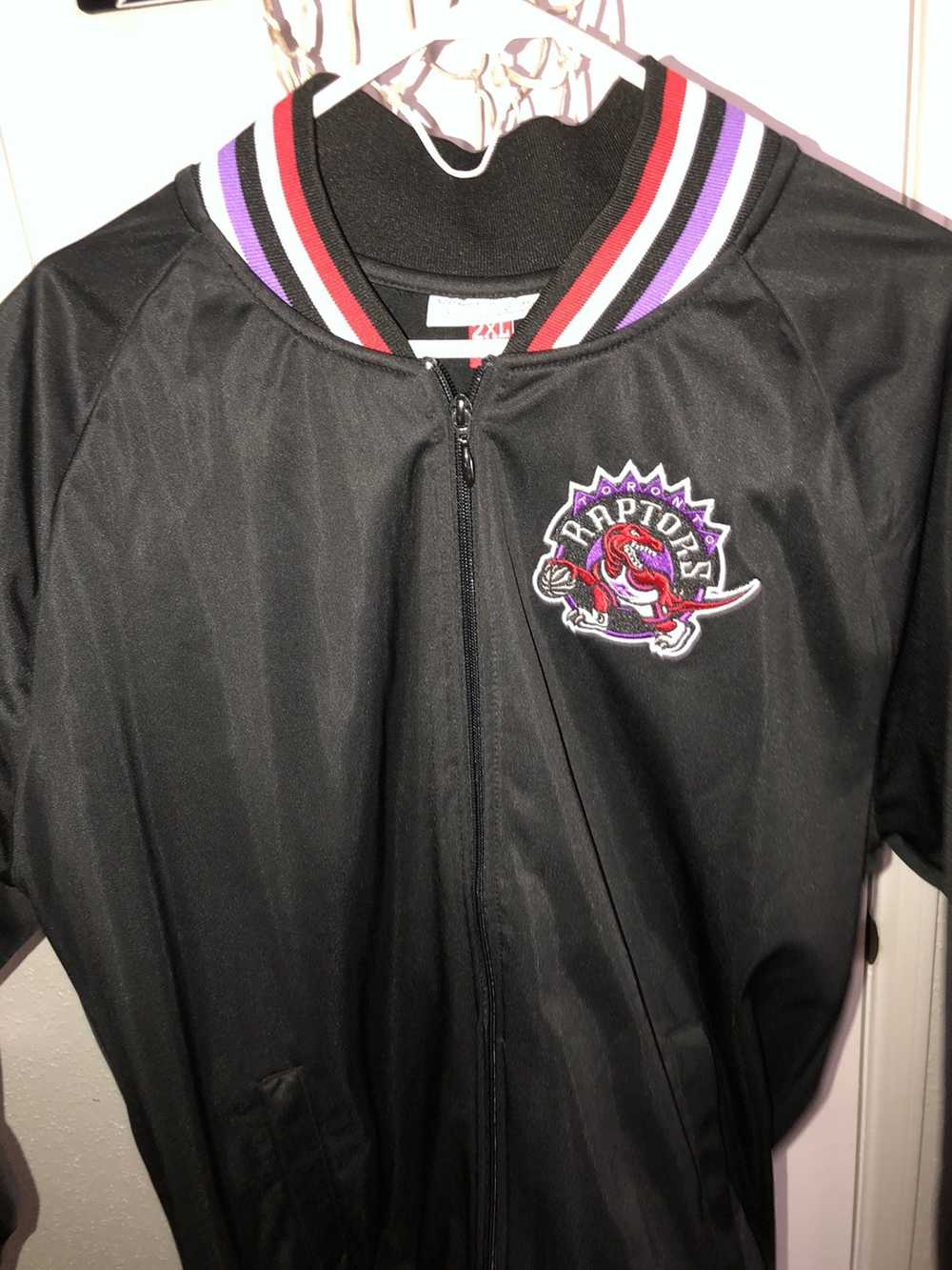 Mitchell & Ness Mitchell and Ness vintage raptors jac… - Gem