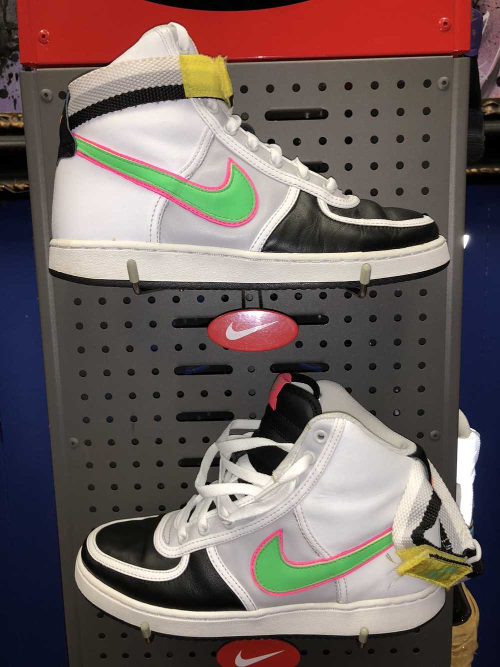 Nike Nike Vandal Sz 8.5 # 309427 132 - image 1