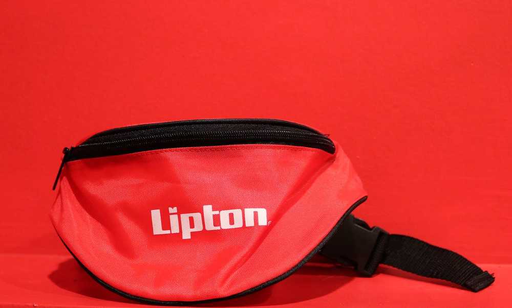 Bag × Vintage Vintage 1990s Lipton Tea Waist Bag - image 1