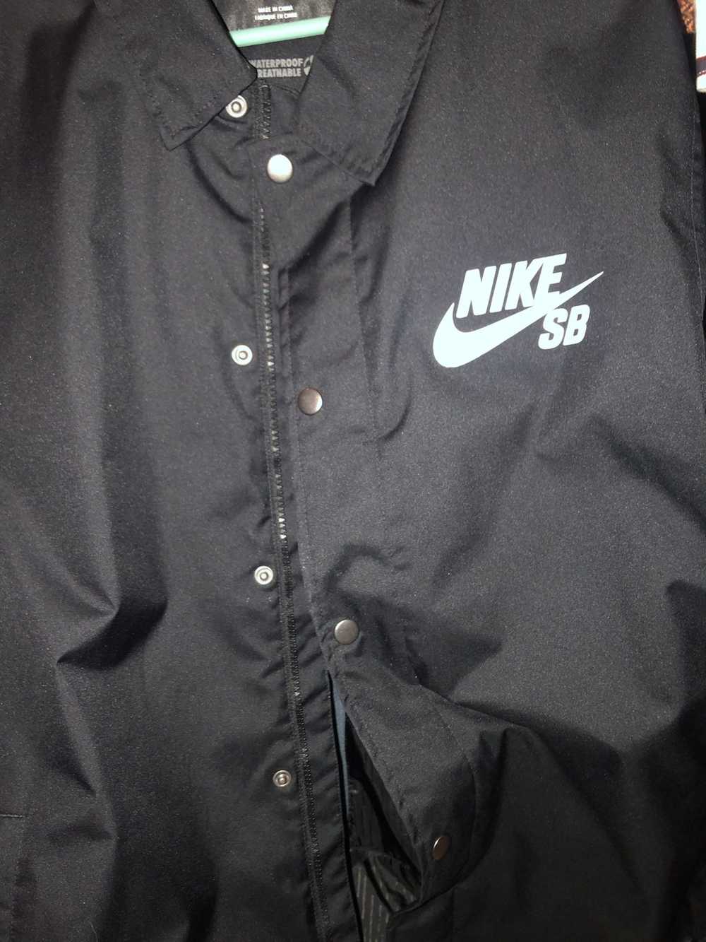 Nike Waterproof jacket - image 2