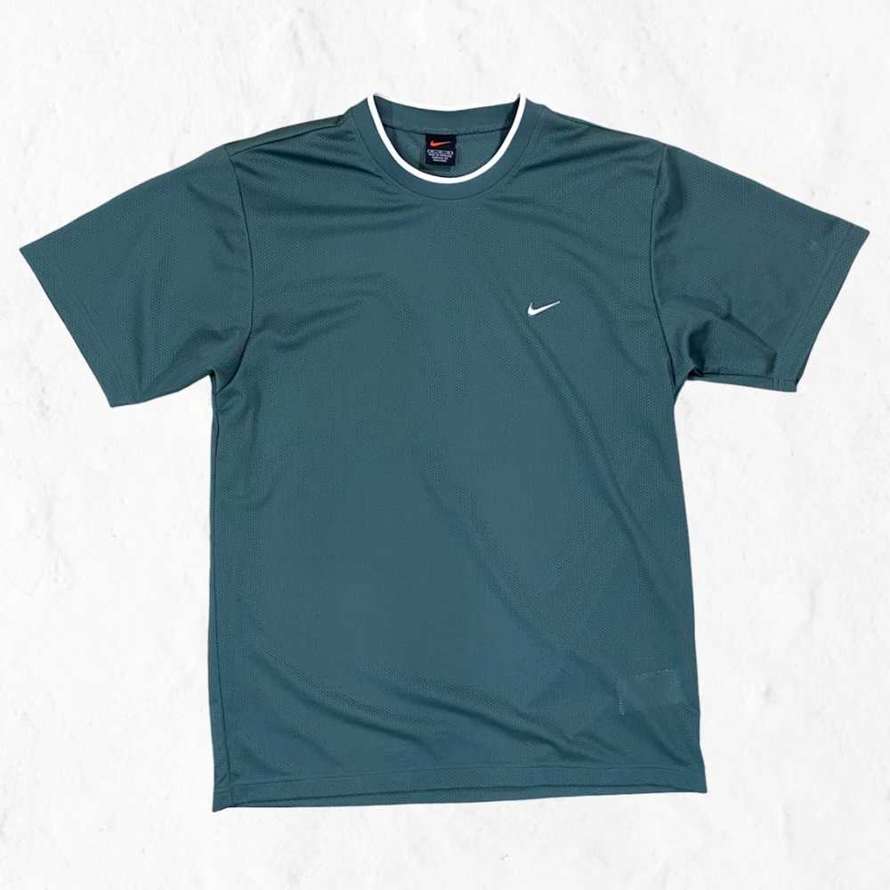 Nike × Streetwear × Vintage Vintage NIKE Mesh Tee - image 1