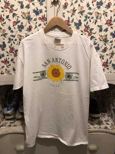 Hanes × Vintage Vintage 90s San Antonio T-shirt