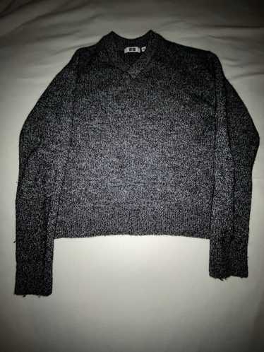 Uniqlo black and white wool sweater