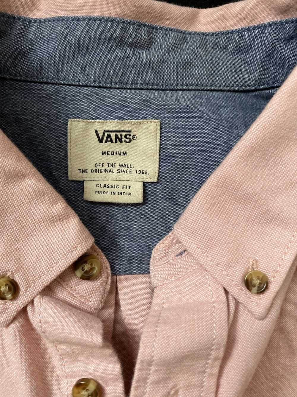 Vans Pink medium short sleeve shirt ( classic fit… - image 2