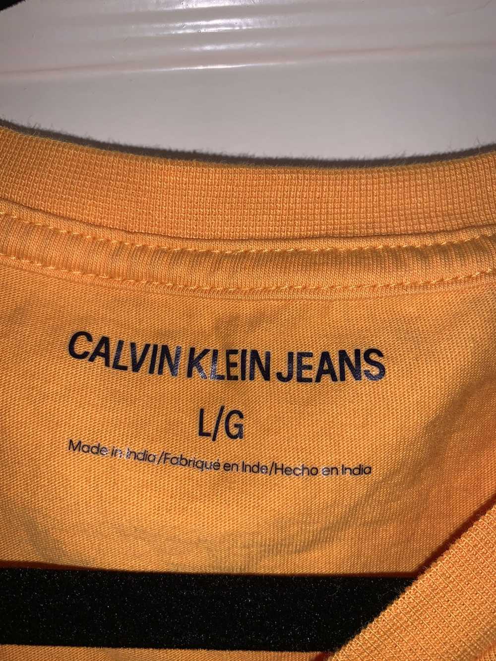 Calvin Klein Embroidered Clavin Klein Jeans tee - image 5