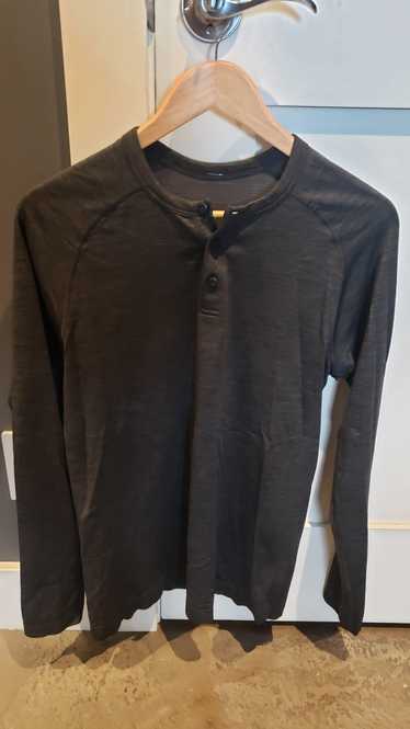 Lululemon MVT long sleeve henley