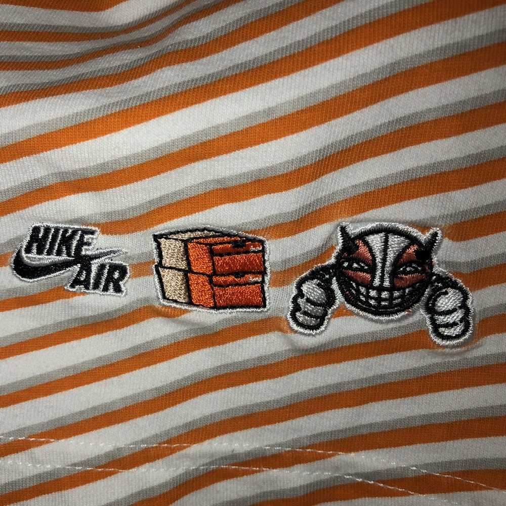 Nike × Vintage Y2K Nike Big print embroidered T-s… - image 3
